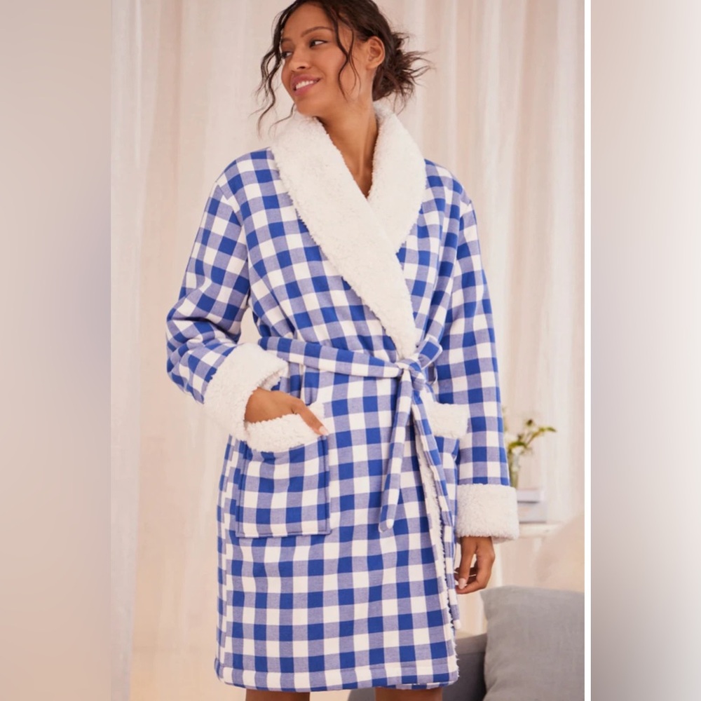 *NEW* LADIES GINGHAM ROBE ~ SIZE M ~ Bath & Body Works